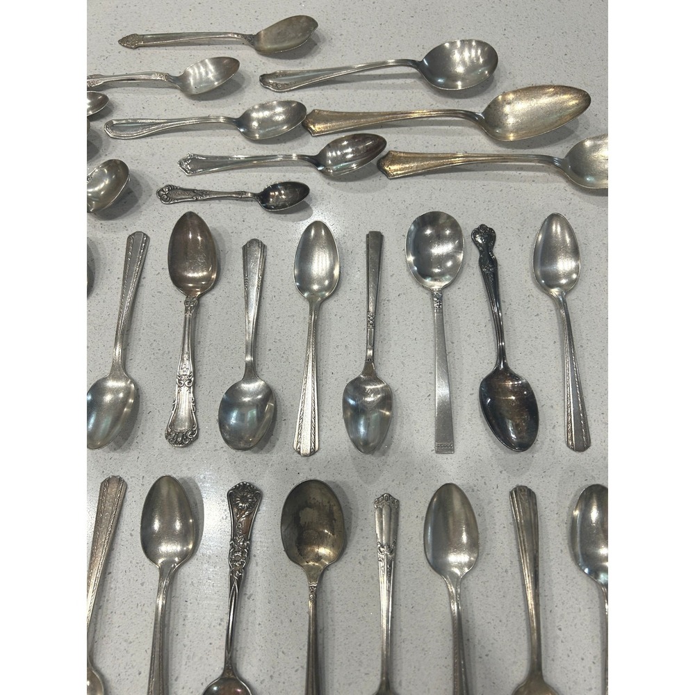 Vintage 48pc Silverplate Teaspoons Lot Mixed 1930s Antique Coffee Spoons Patina - Picture 10 of 11